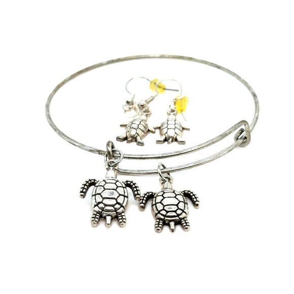 Turtle Bangle & Earrings Set - Picture 1 of 5